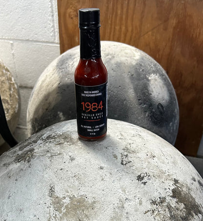 1984 Guajillo Chile Hot Sauce